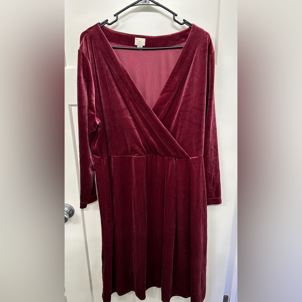 A new day plus size velvet wrap dress xxl